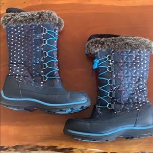 Lands End Girls winter boots size 6 like new